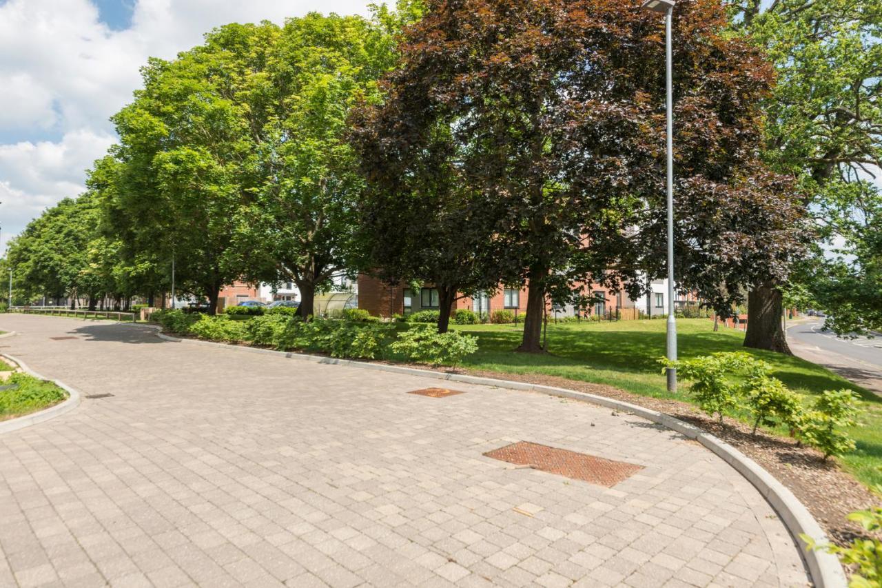 Greenfield Modern 3Br Home - Southcote Lane , Reading Zewnętrze zdjęcie