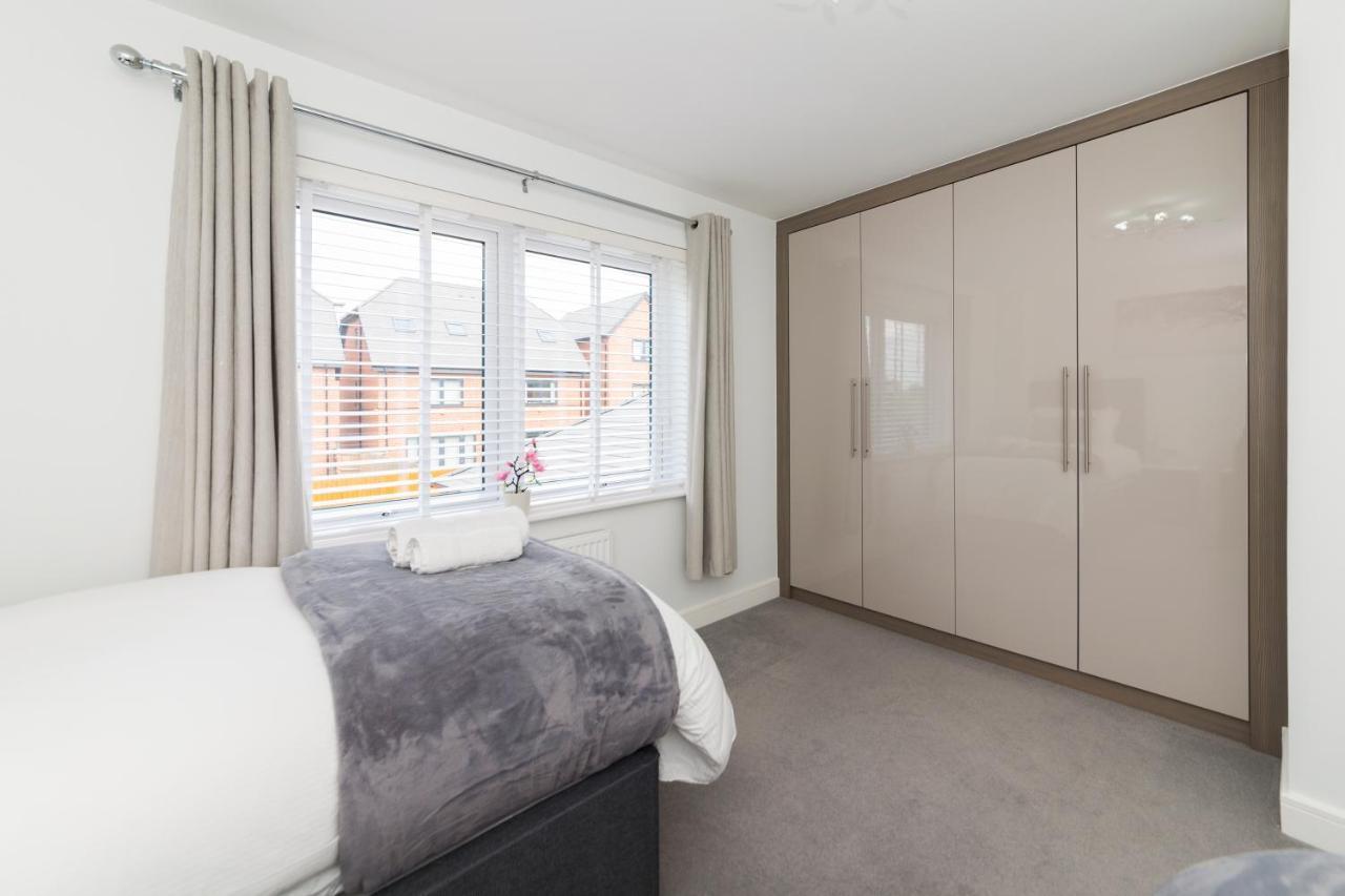 Greenfield Modern 3Br Home - Southcote Lane , Reading Zewnętrze zdjęcie