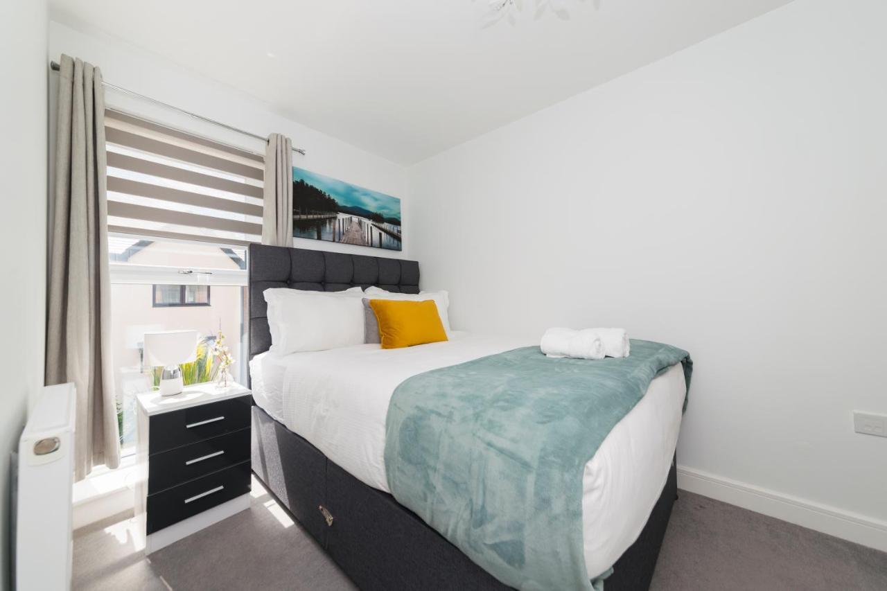 Greenfield Modern 3Br Home - Southcote Lane , Reading Zewnętrze zdjęcie