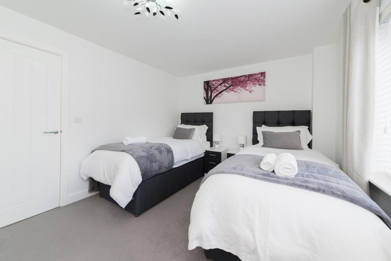 Greenfield Modern 3Br Home - Southcote Lane , Reading Zewnętrze zdjęcie